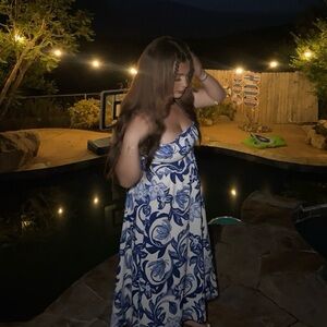 Meet your Posher, Mesk